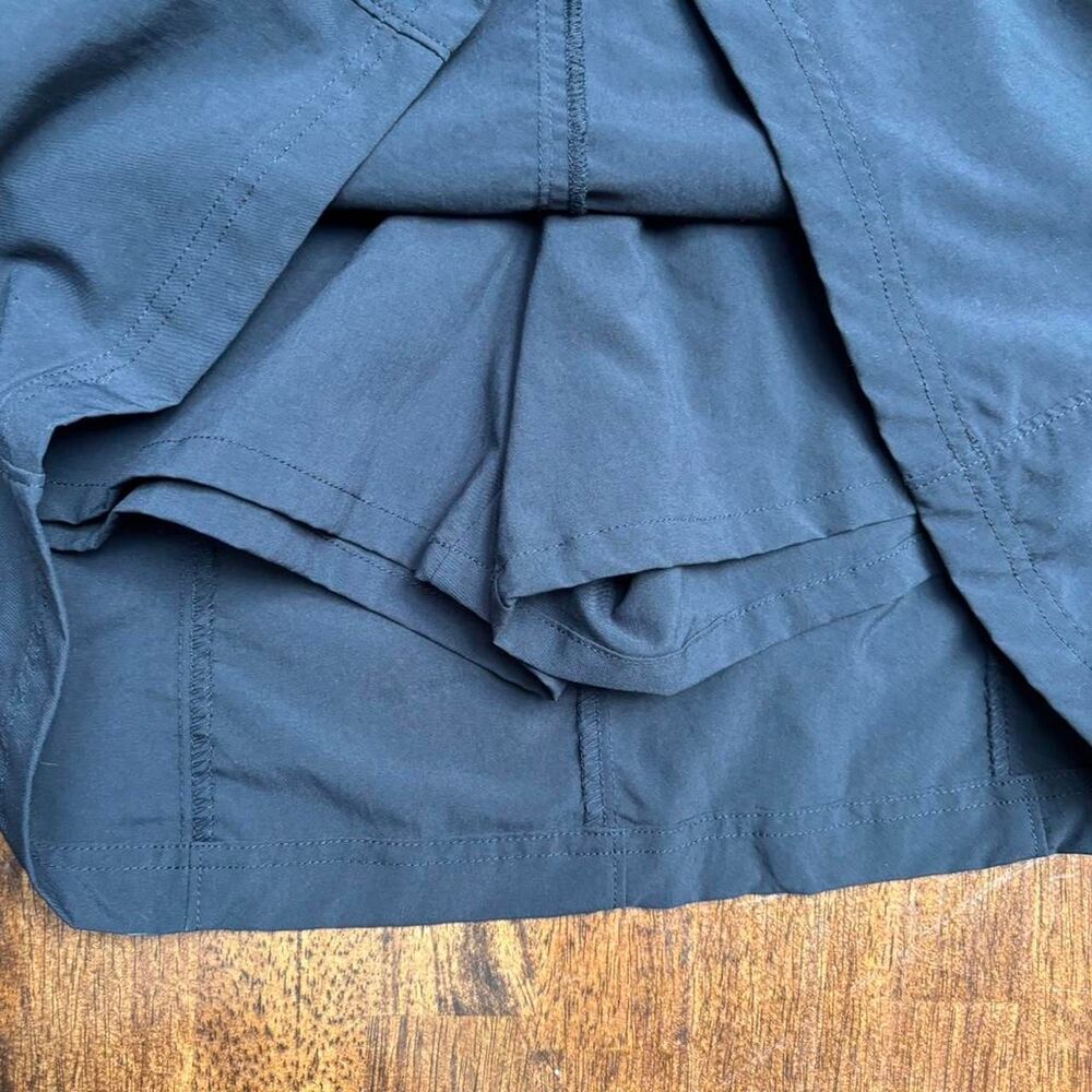 Patagonia Women's Skort Black size 6 - Picture 3 of 5